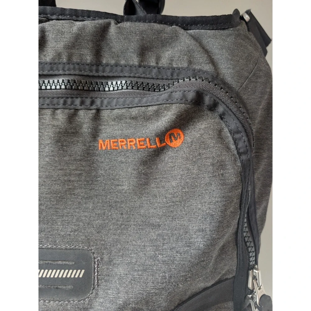 Merrell Messenger Bag Charcoal Grey Crossbody Shoulder Travel Commuter Bag